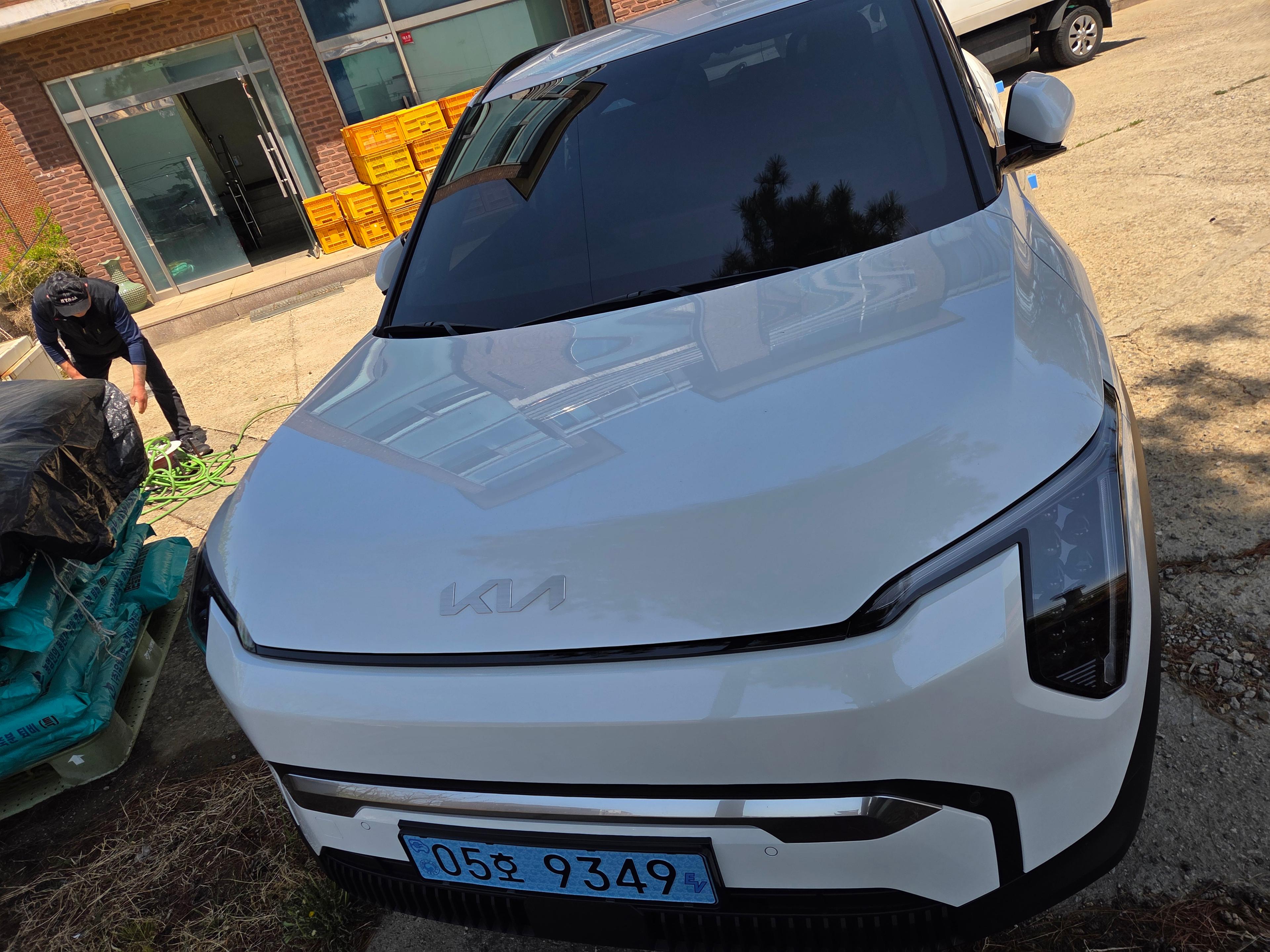 기아 EV3 출고후기 전면 사진