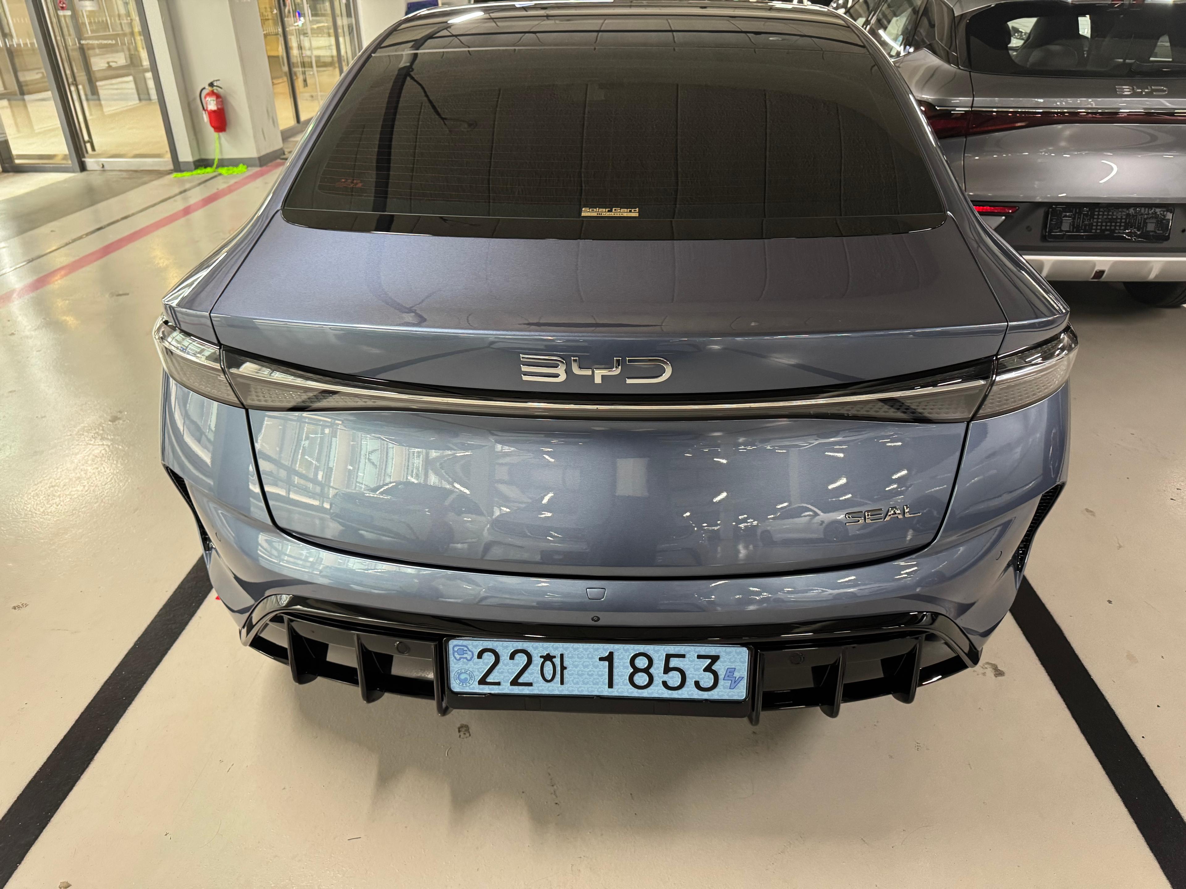 BYD SEAL 출고후기 후면 사진
