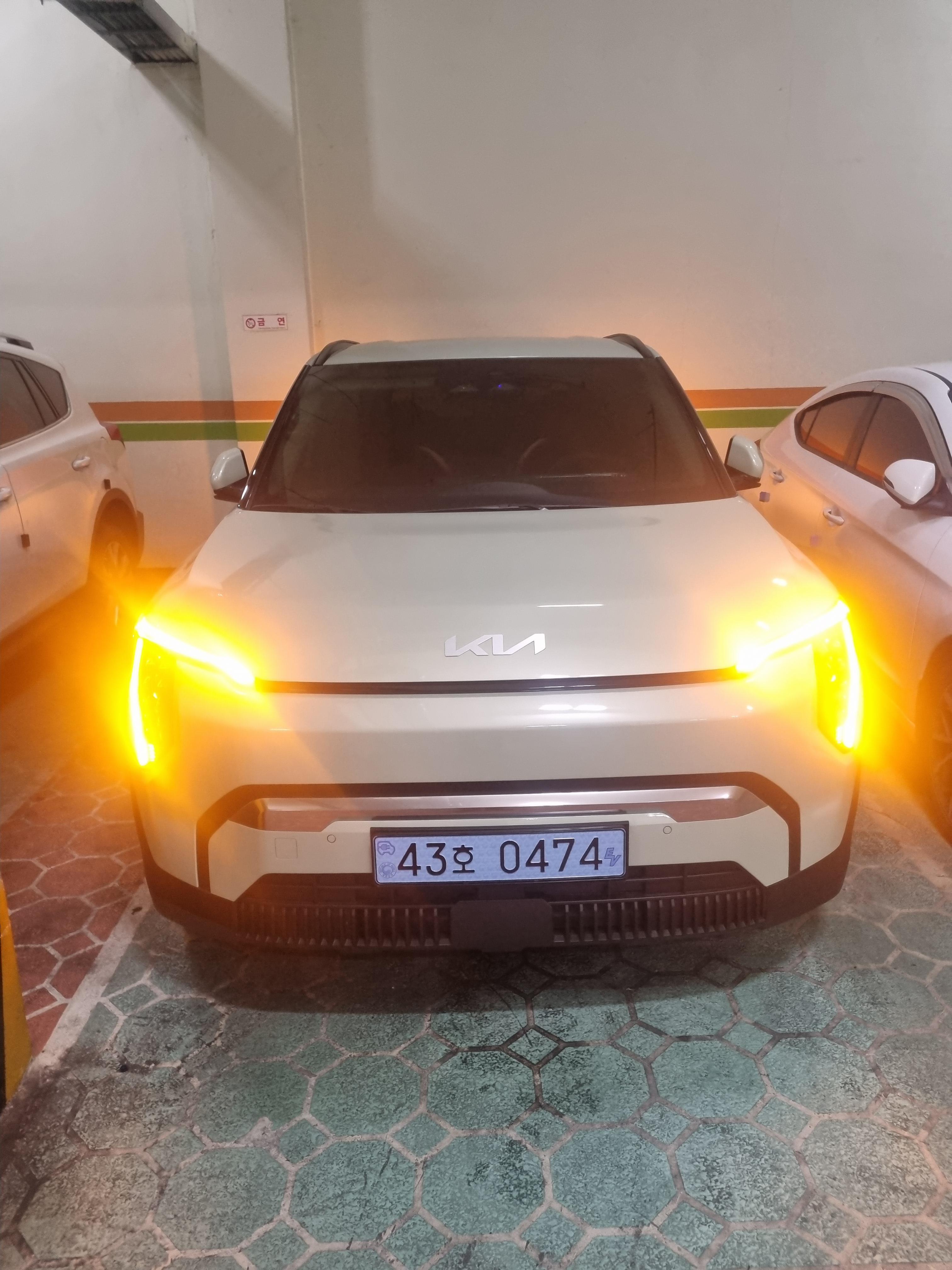 기아 EV3 출고후기 전면 사진