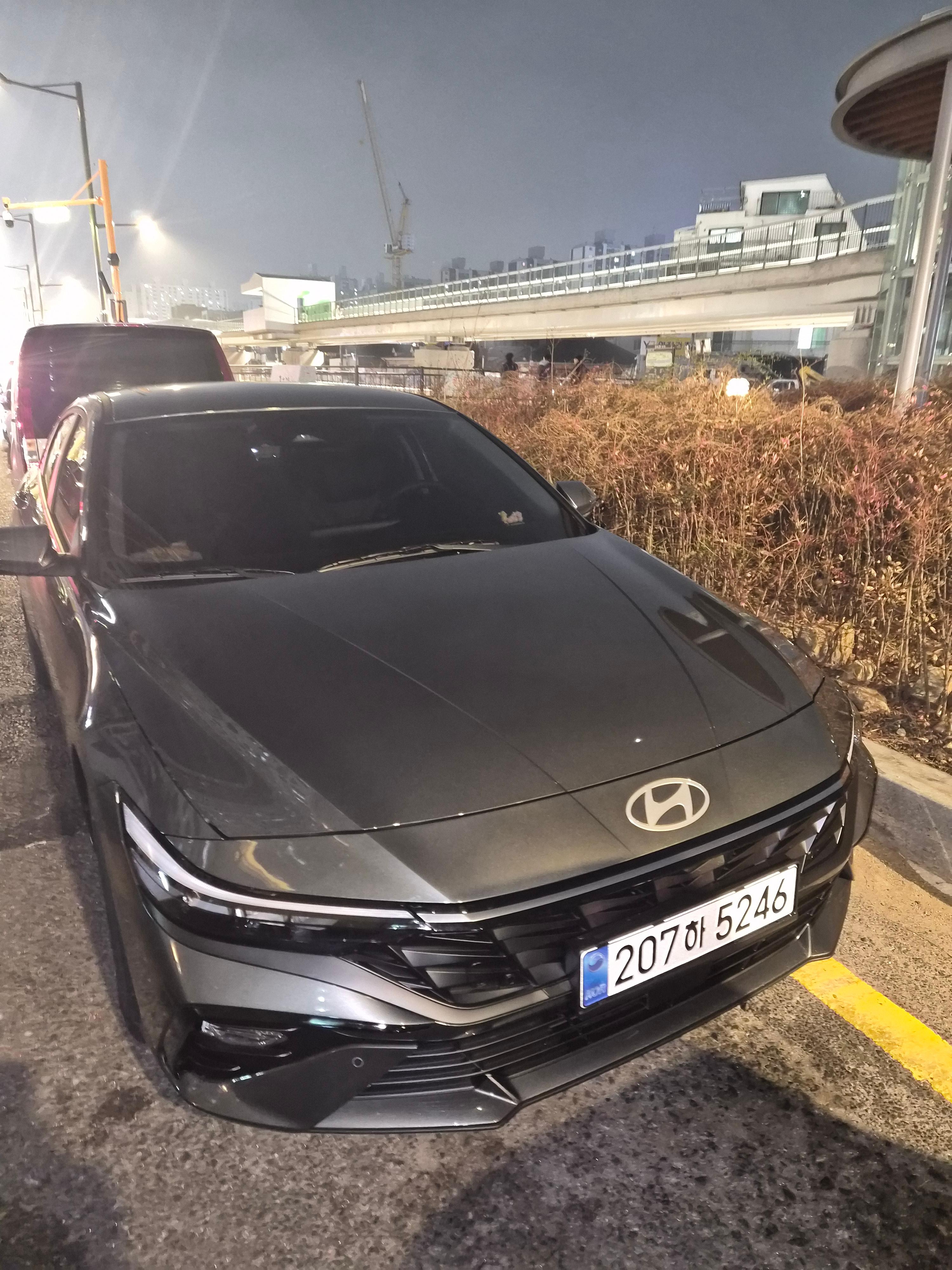 현대 아반떼 출고후기 전면 사진