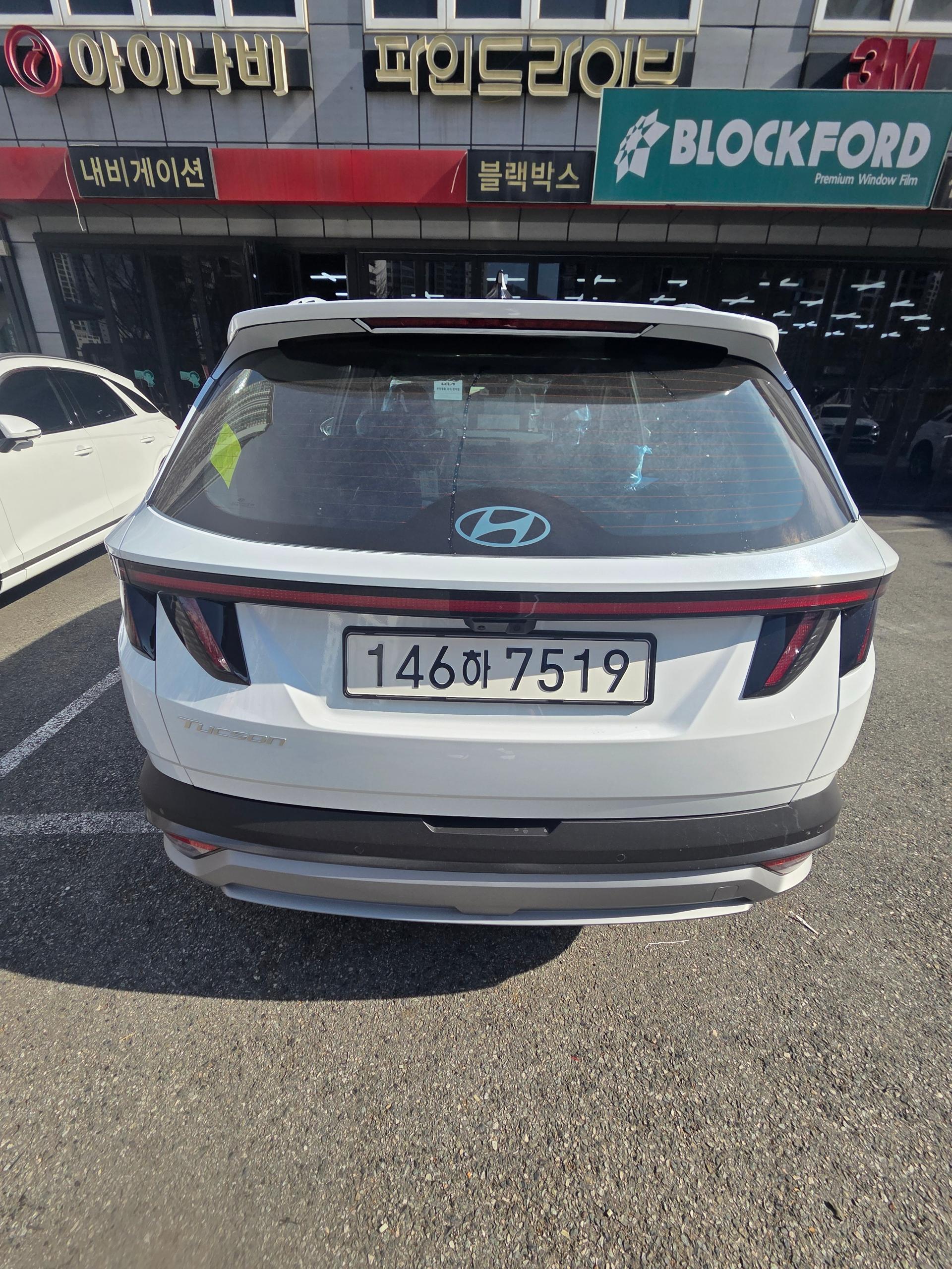 기아 스포티지 출고후기 후면 사진