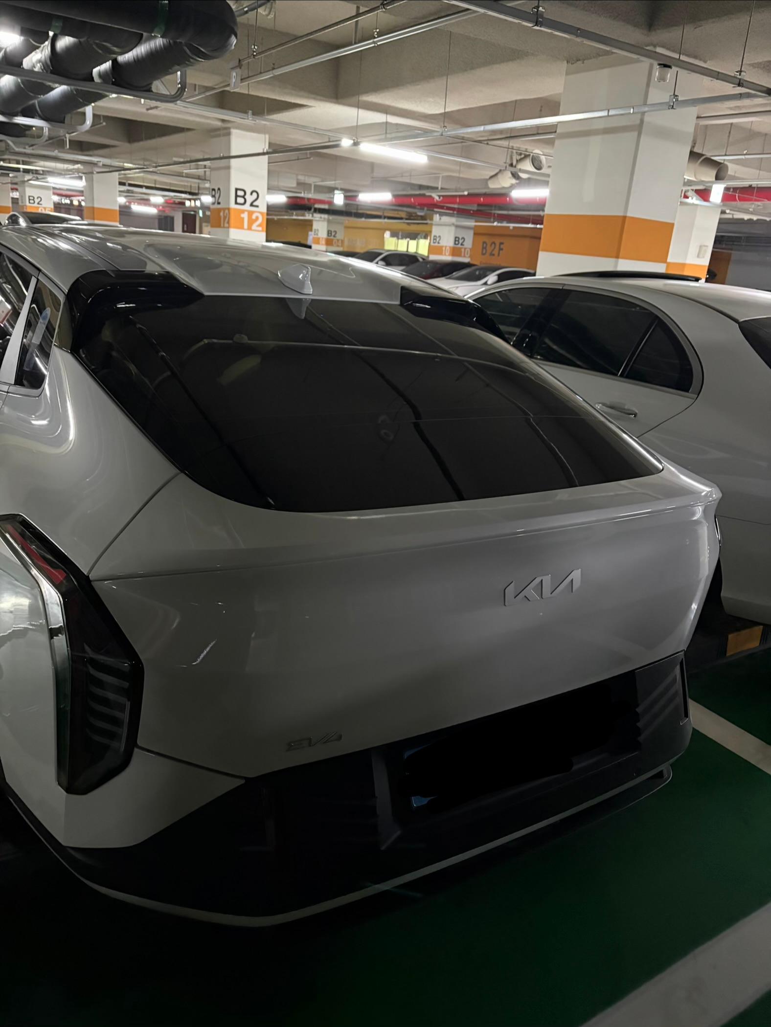 기아 EV4 출고후기 후면 사진