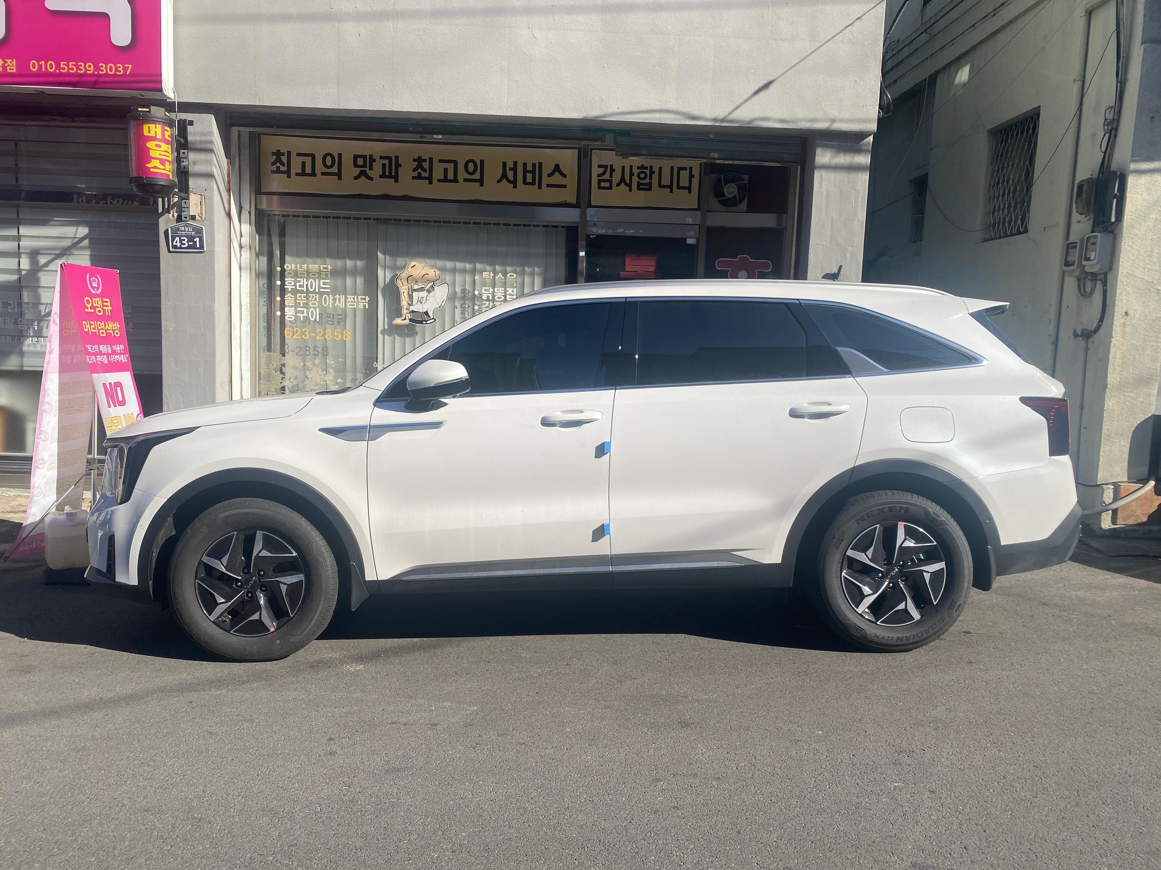 기아 스포티지 출고후기 옆면 사진