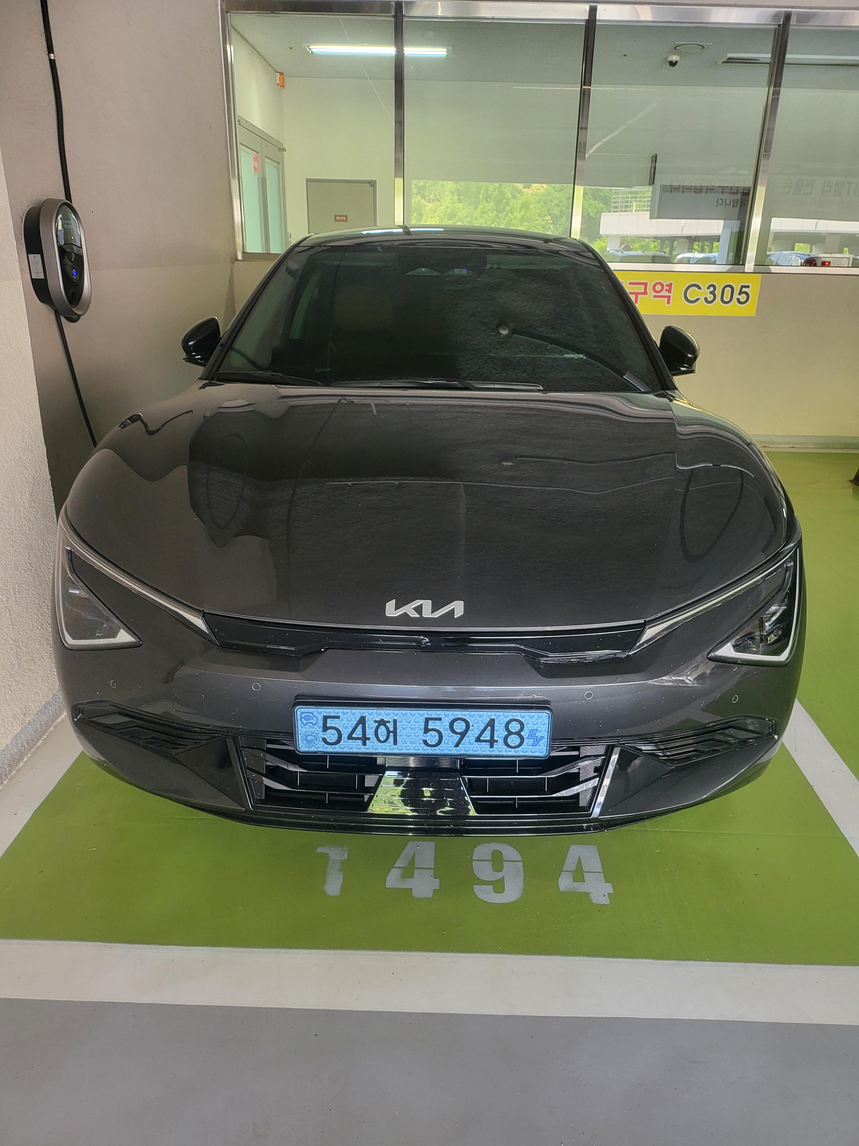 기아 EV6 출고후기 전면 사진