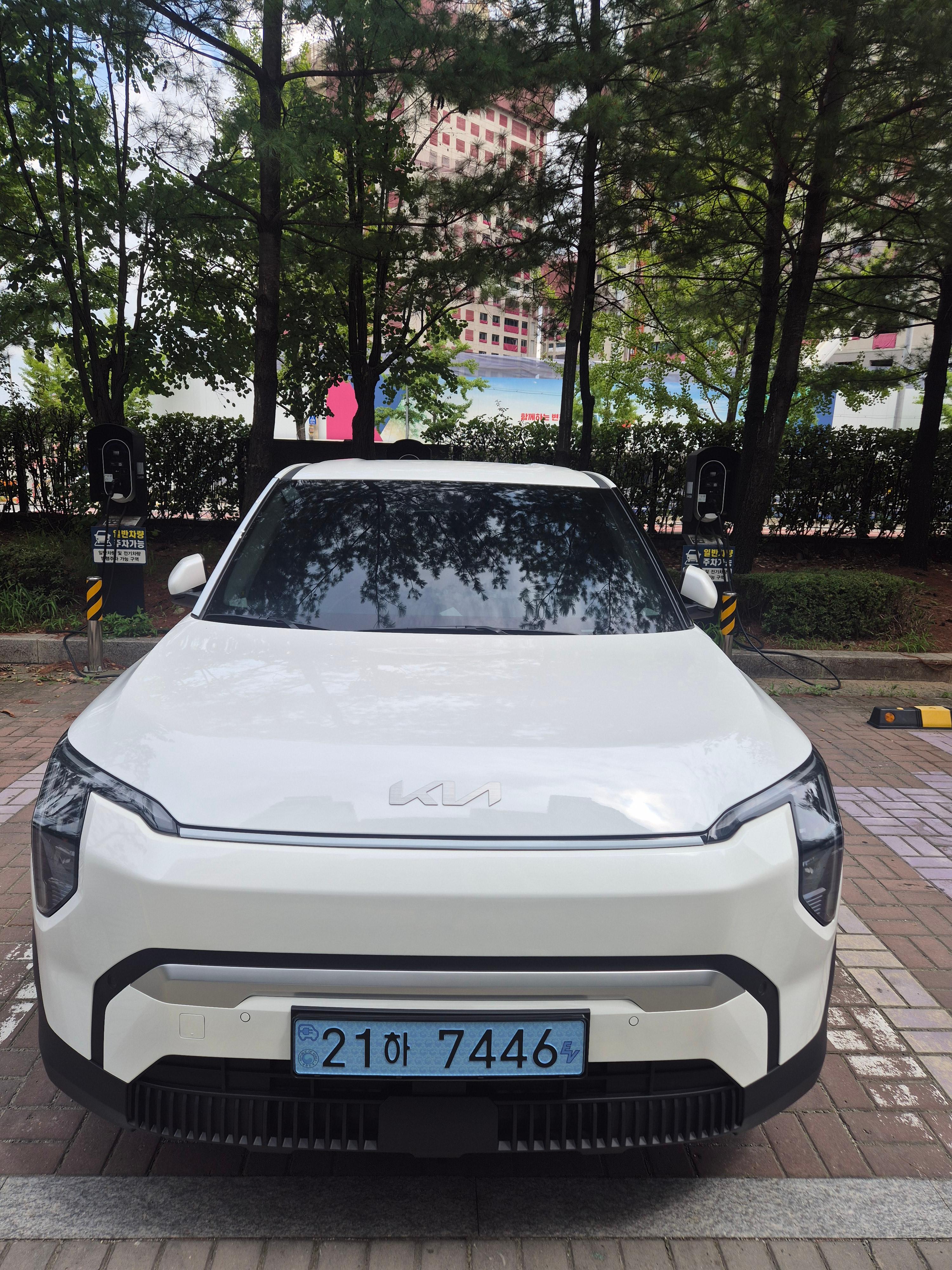 기아 EV3 출고후기 전면 사진