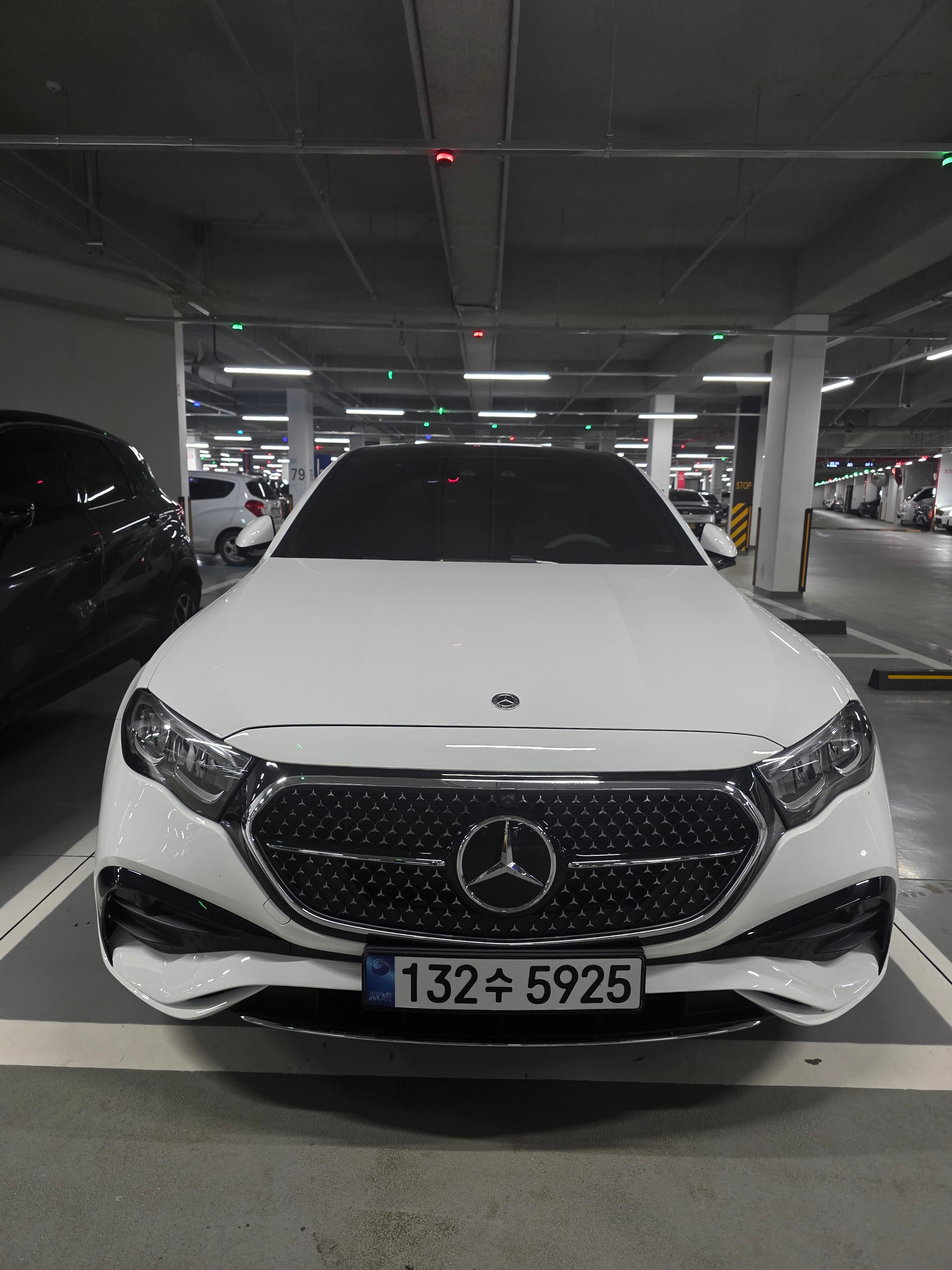 벤츠 E-Class 출고후기 전면 사진